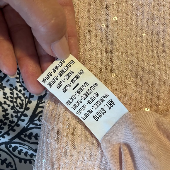 KIKISIX two piece pale pink sparkly set. Size small! - Picture 14 of 15